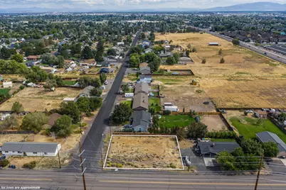 3478 SW Glacier Avenue, Redmond, OR 97756 - Photo 4