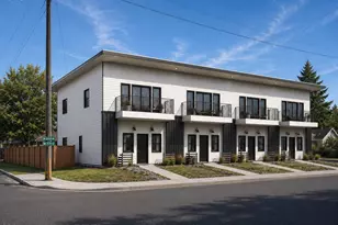 3478 SW Glacier Ave, Redmond, OR 97756 - Photo 1