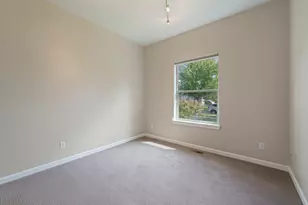 1825 NW Ivy Ave, Redmond, OR 97756 - Photo 18