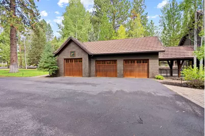 61709 Tam McArthur Loop, Bend, OR 97702 - Photo 4