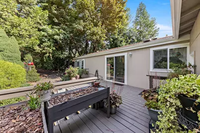 214 NW Creekside Drive, Grants Pass, OR 97526 - Photo 10
