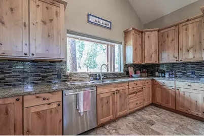 1073 Timber Ridge Loop, Klamath Falls, OR 97601 - Photo 24