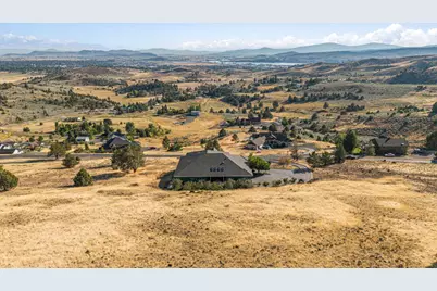 3427 Plum Hill Road, Klamath Falls, OR 97601 - Photo 4