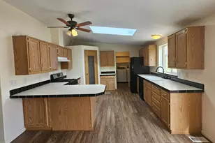 6338 Katie Ln, Klamath Falls, OR 97603 - Photo 8