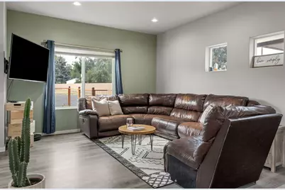 883 NE 6th Street, Prineville, OR 97754 - Photo 6