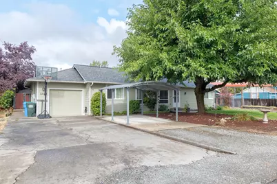 1336 Annabelle Lane, Grants Pass, OR 97527 - Photo 2