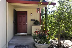 719 Newtown St, Medford, OR 97501 - Photo 2