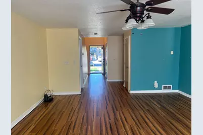 719 Newtown Street, Medford, OR 97501 - Photo 6