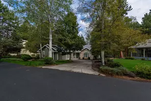 20412 Buttermilk Ct, Bend, OR 97702 - Photo 2