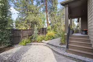 60220 Rolled Rock Way, Bend, OR 97702 - Photo 28