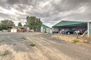 57366 N Rainbow Rd, Christmas Valley, OR 97641 - Photo 32