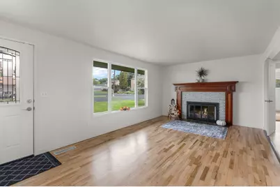 615 NE Fairview Street, Prineville, OR 97754 - Photo 8