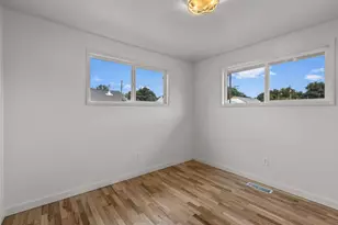 615 NE Fairview St, Prineville, OR 97754 - Photo 22