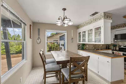 1217 Murray Avenue, Medford, OR 97501 - Photo 8