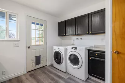 10242 McGuire Avenue, Klamath Falls, OR 97603 - Photo 20