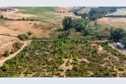 [Address not provided], Ashland, OR 97520 - Photo 8