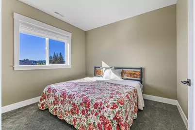 625 NW Crater Lake Drive, Dallas, OR 97338 - Photo 24