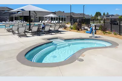 3039 NE Brownstone Place, Bend, OR 97701 - Photo 10