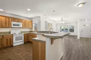 61730 Joan Court, Bend, OR 97702 - Photo 10