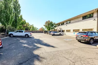717 Murphy Road, Medford, OR 97504 - Photo 4