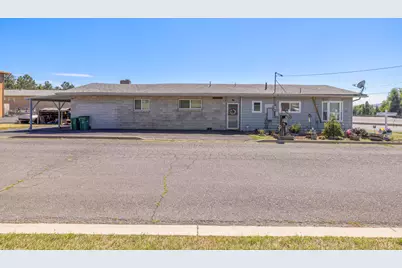 207 S Wendling Street, Klamath Falls, OR 97601 - Photo 2