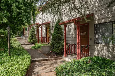 330 High Street #1-4, Ashland, OR 97520 - Photo 1