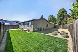 224 Alicia St, Ashland, OR 97520 - Photo 38