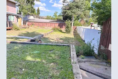 2435 Lindley St Way, Klamath Falls, OR 97601 - Photo 36