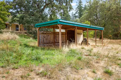 301 Robmar Lane, Grants Pass, OR 97527 - Photo 24