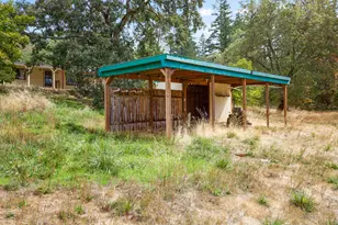 301 Robmar Ln, Grants Pass, OR 97527 - Photo 24