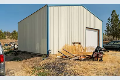 1925 NE Loucks Road, Madras, OR 97741 - Photo 16