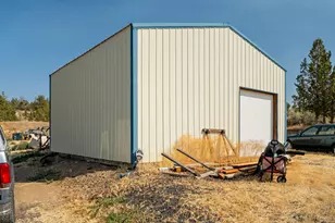 1925 NE Loucks Rd, Madras, OR 97741 - Photo 16