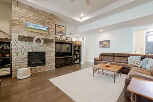 2408 NW Majestic Ridge Dr, Bend, OR 97703 - Photo 6