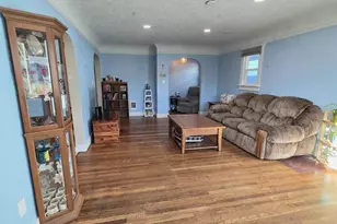 2441 Orchard Way, Klamath Falls, OR 97601 - Photo 4