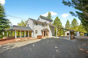 3013 Galls Creek Rd, Gold Hill, OR 97525 - Photo 2