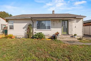 2545 Darrow Ave, Klamath Falls, OR 97601 - Photo 1