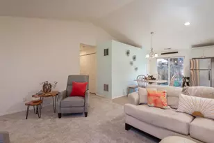 2807 NE Spring Water Pl, Bend, OR 97701 - Photo 4