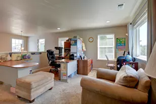 739 Spring Valley Dr, Medford, OR 97501 - Photo 30