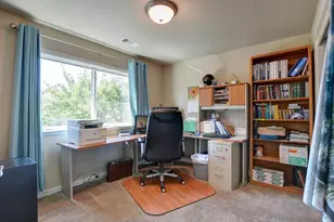 739 Spring Valley Dr, Medford, OR 97501 - Photo 28