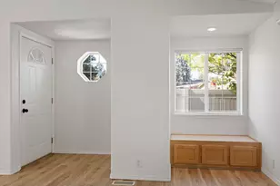 498 N Wheeler Loop, Sisters, OR 97759 - Photo 4