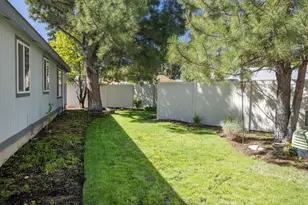 498 N Wheeler Loop, Sisters, OR 97759 - Photo 24