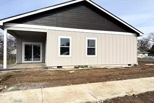1322 Orchard Home Dr, Medford, OR 97501 - Photo 16