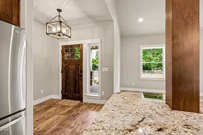 1322 Orchard Home Drive, Medford, OR 97501 - Photo 12