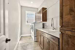 3371 Annapolis Dr, Medford, OR 97504 - Photo 30