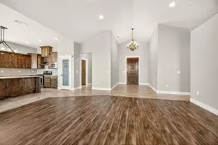 3371 Annapolis Dr, Medford, OR 97504 - Photo 16