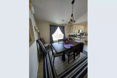 3885 Avenue C, White City, OR 97503 - Photo 8