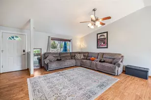 2228 SW Stonehedge Ct, Redmond, OR 97756 - Photo 8