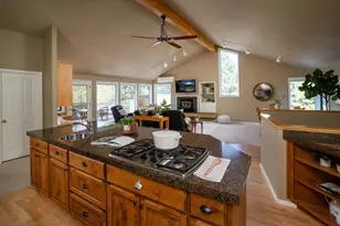 17717 Quelah Ln, Sunriver, OR 97707 - Photo 8