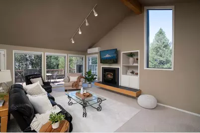 17717 Quelah Lane #4, Sunriver, OR 97707 - Photo 4