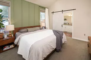 63182 Iner Loop, Bend, OR 97701 - Photo 10